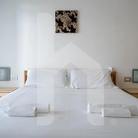 Apartman Homiday - Rendez Vous 2 *