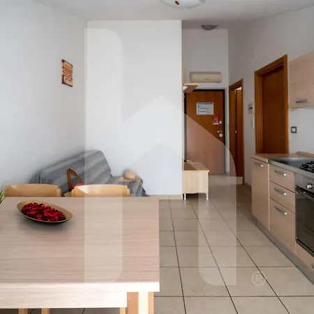 Homiday - Rendez Vous 2 Apartman Pineto
