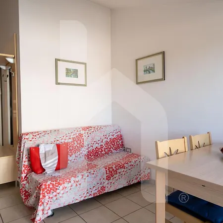 Apartman Homiday - Rendez Vous 2 Pineto