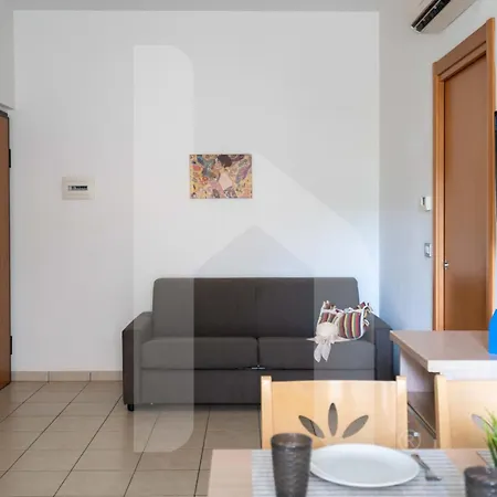 Homiday - Rendez Vous 2 Apartman Pineto