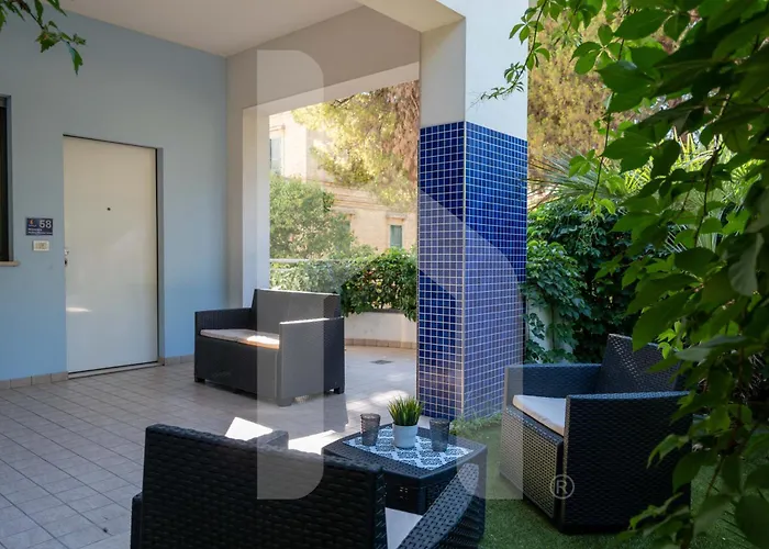 Homiday - Rendez Vous 2 *