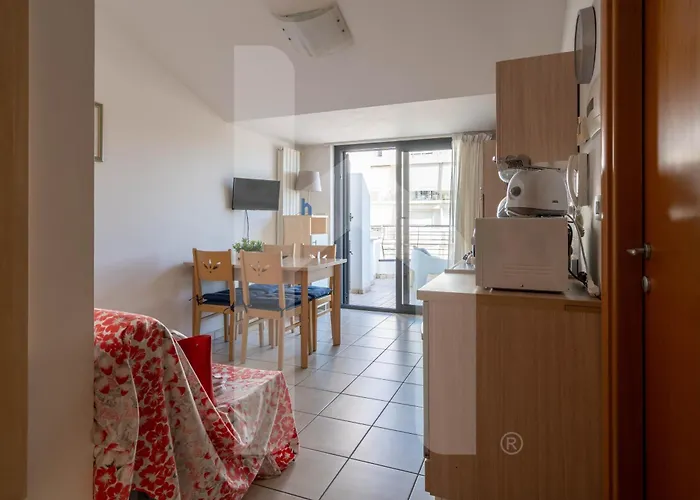 Homiday - Rendez Vous 2 Pineto