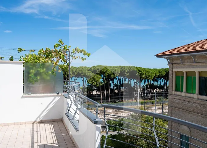 Homiday - Rendez Vous 2 Pineto