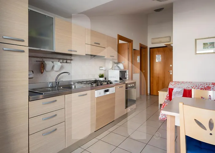 Homiday - Rendez Vous 2 *